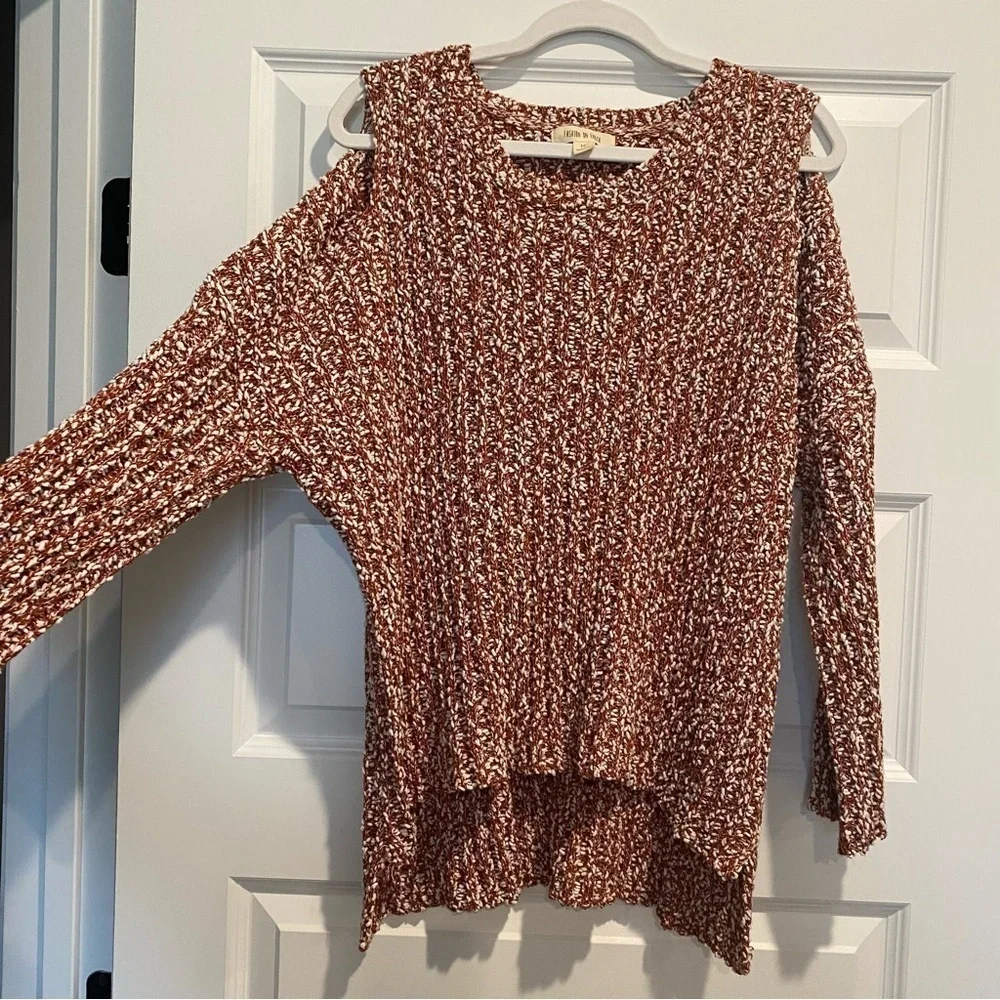 Womens fashion on earth medium sweater